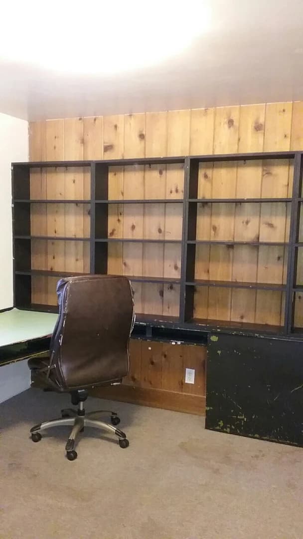 1300/1302 College  thumbnail 6