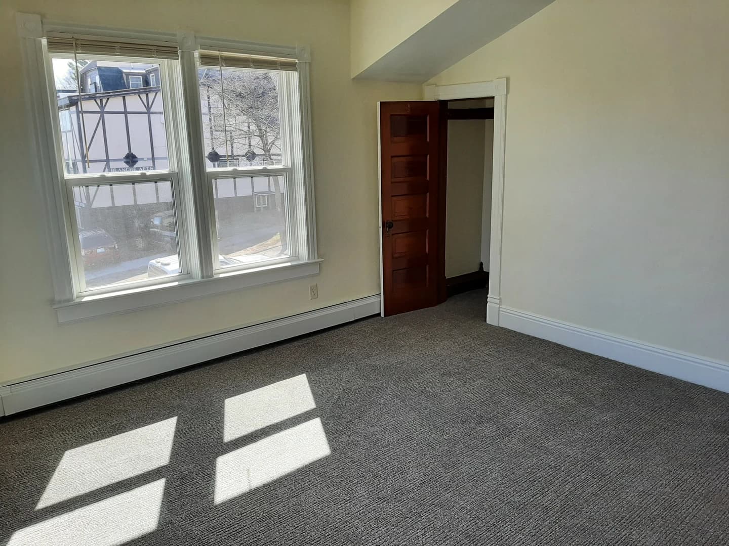 210 Blanche thumbnail 14