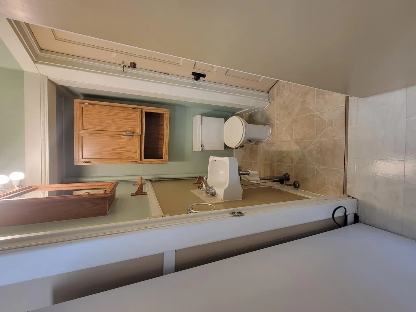 304 Garnet thumbnail 9