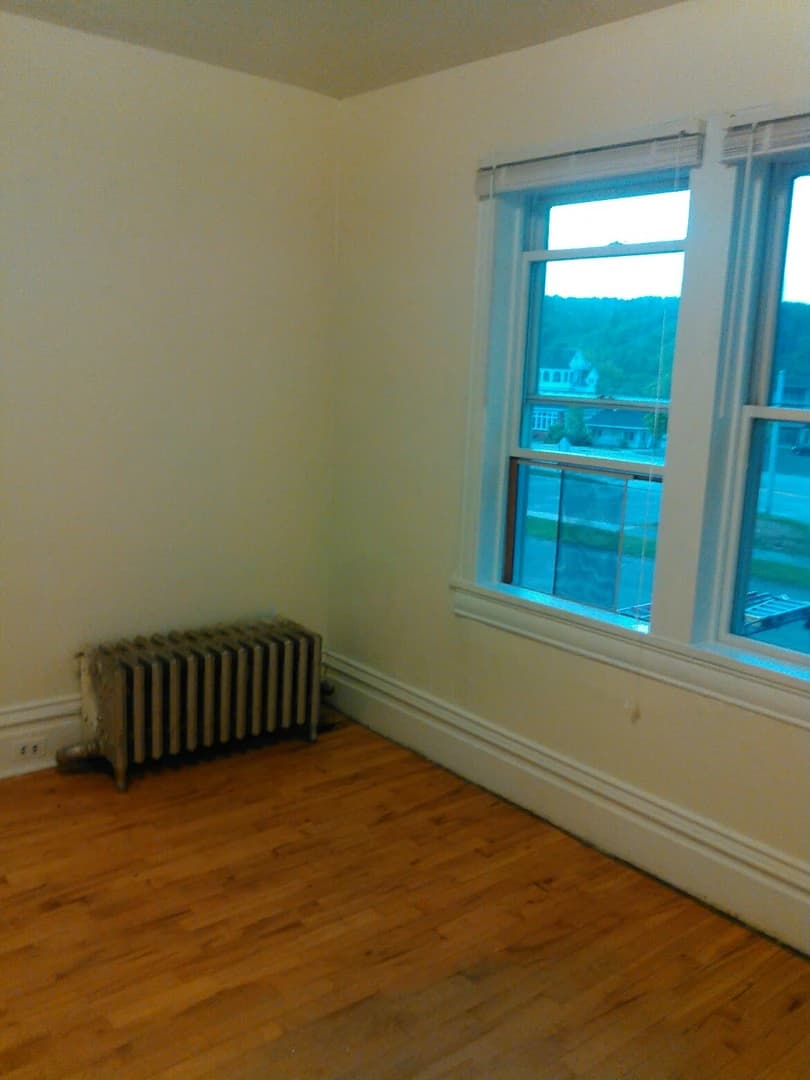 200 Vivian thumbnail 10