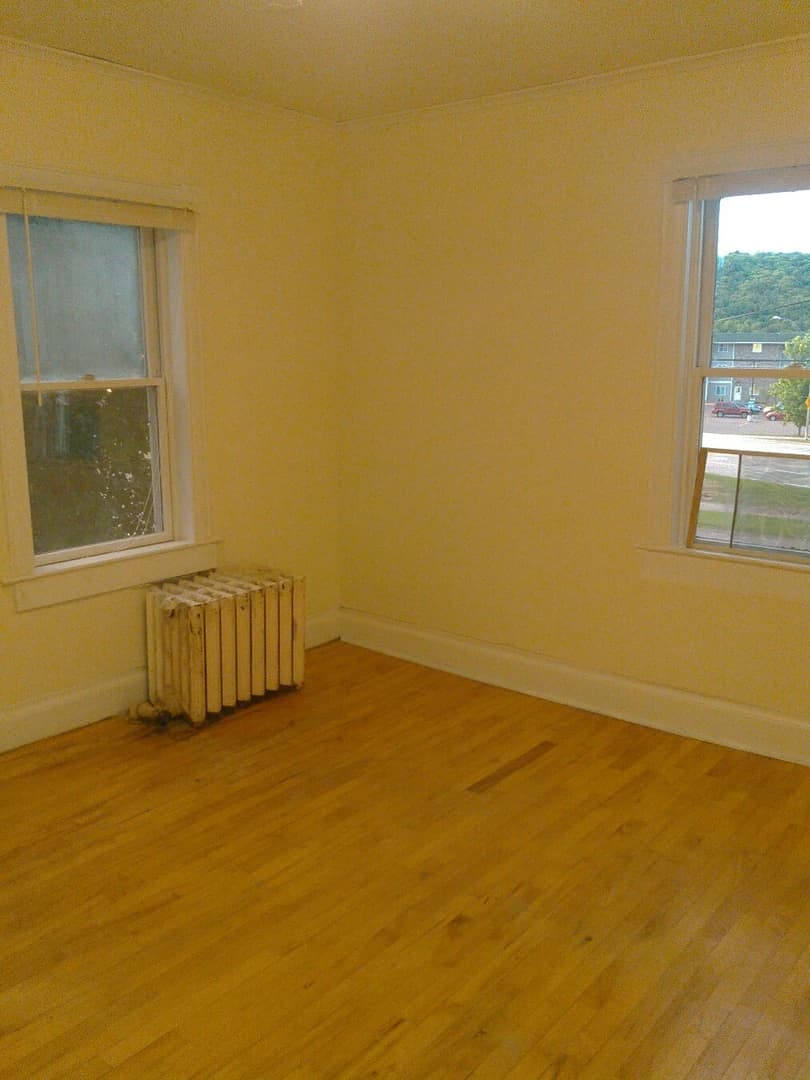 200 Vivian thumbnail 13