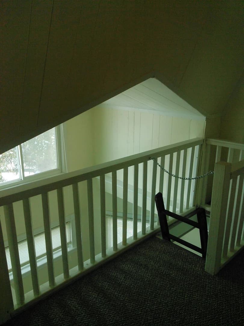 225 Hubbell thumbnail 12