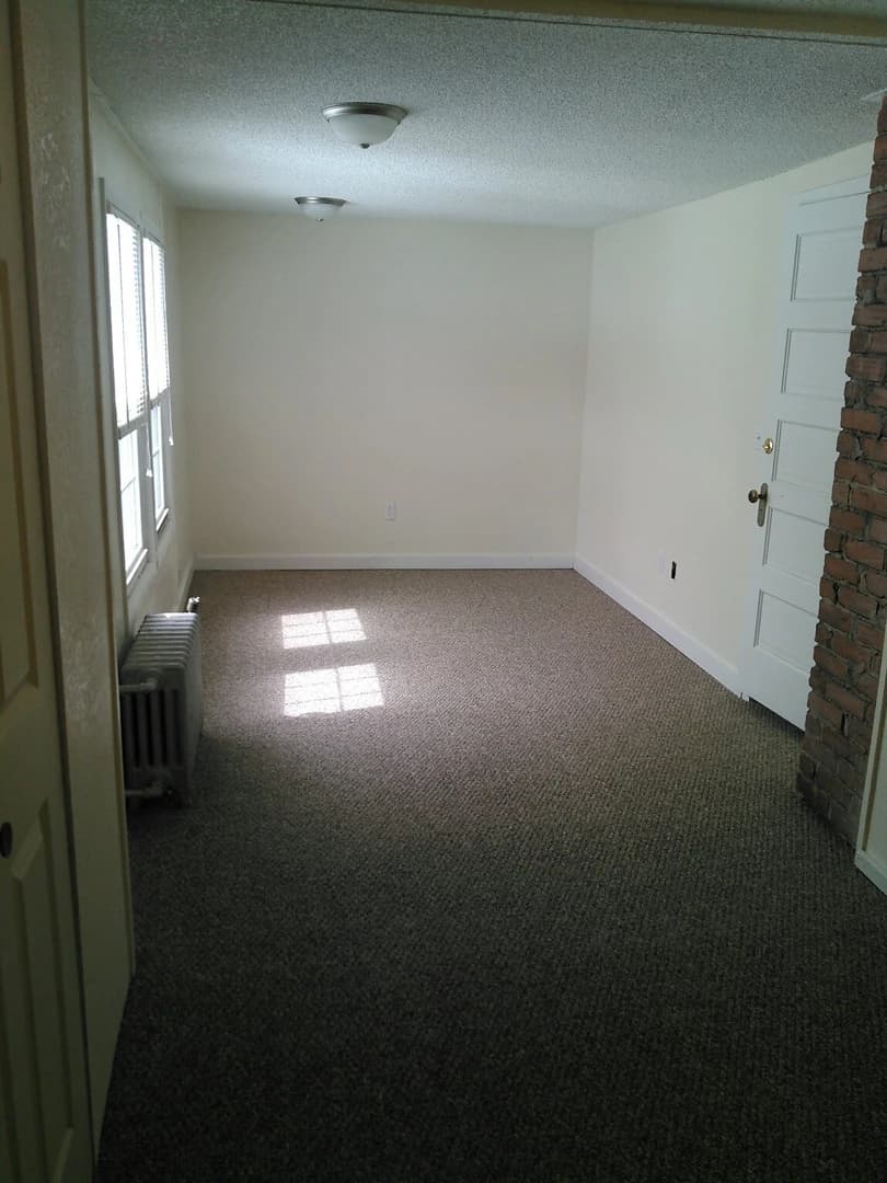 225 Hubbell thumbnail 14