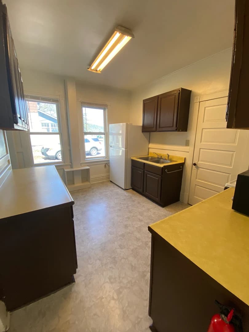 204 Vivian thumbnail 8