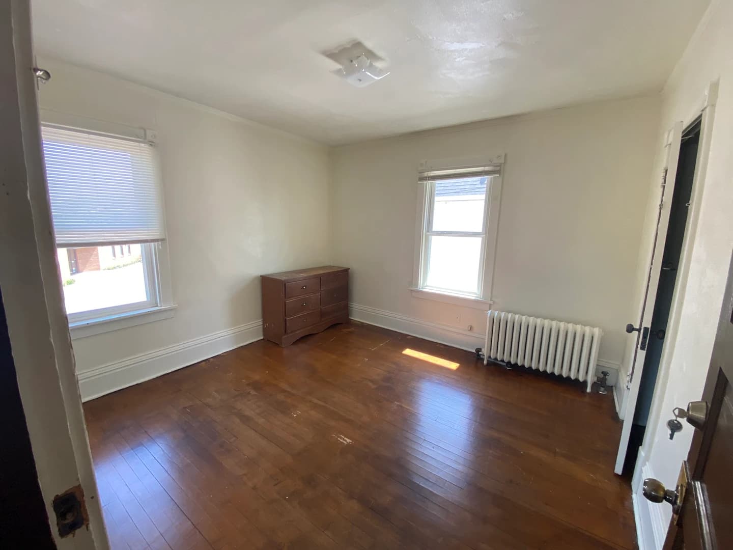 204 Vivian thumbnail 10