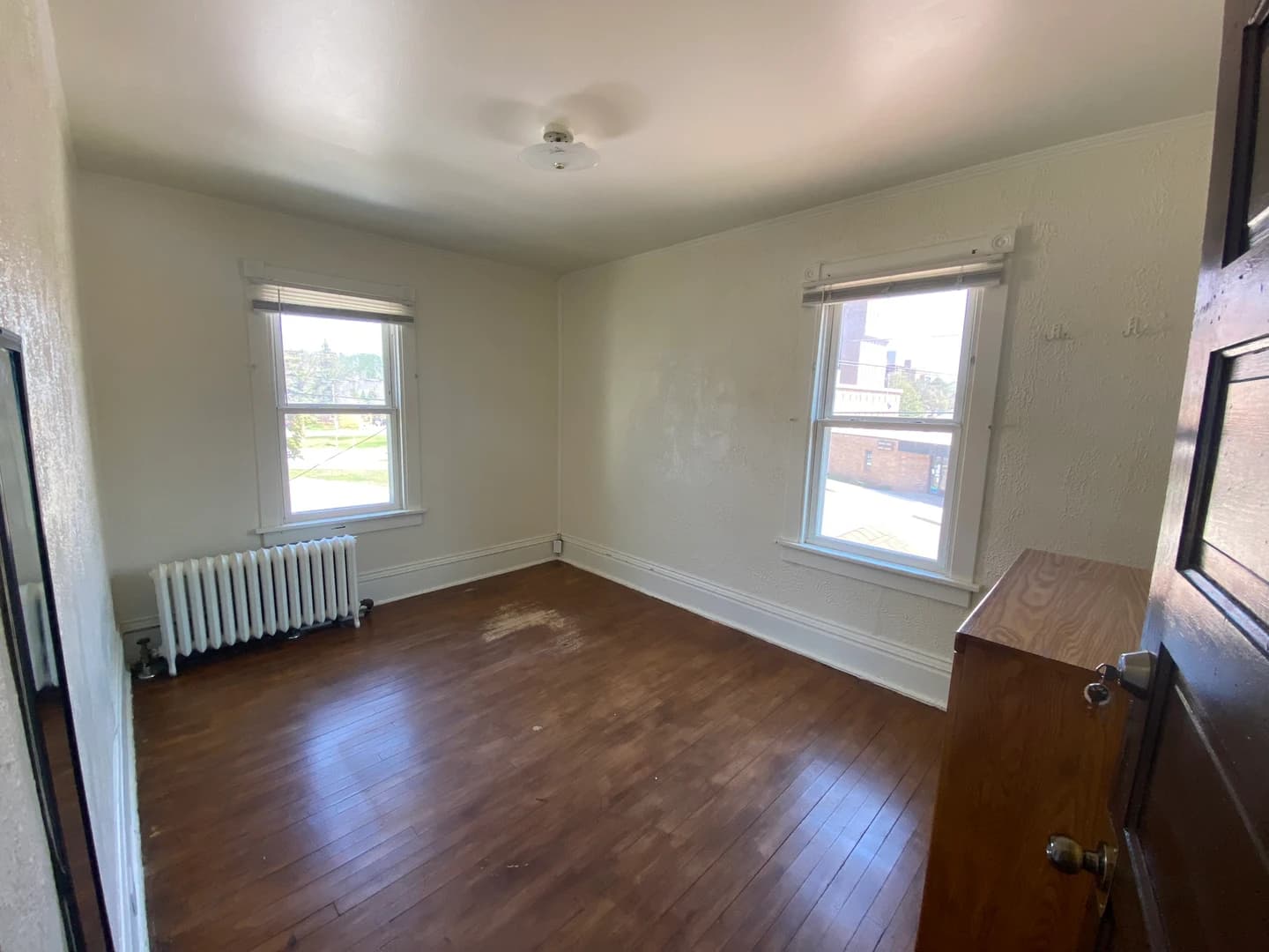 204 Vivian thumbnail 11