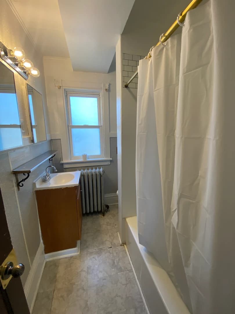 204 Vivian thumbnail 12