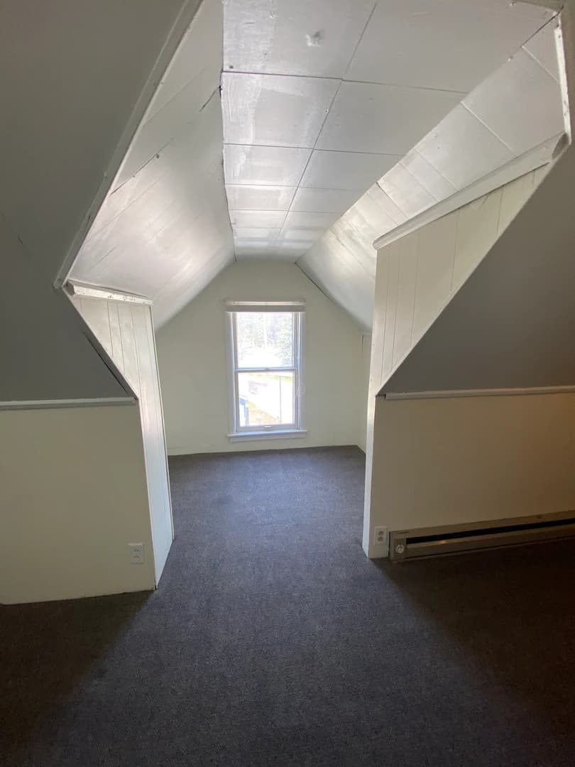 204 Vivian thumbnail 3