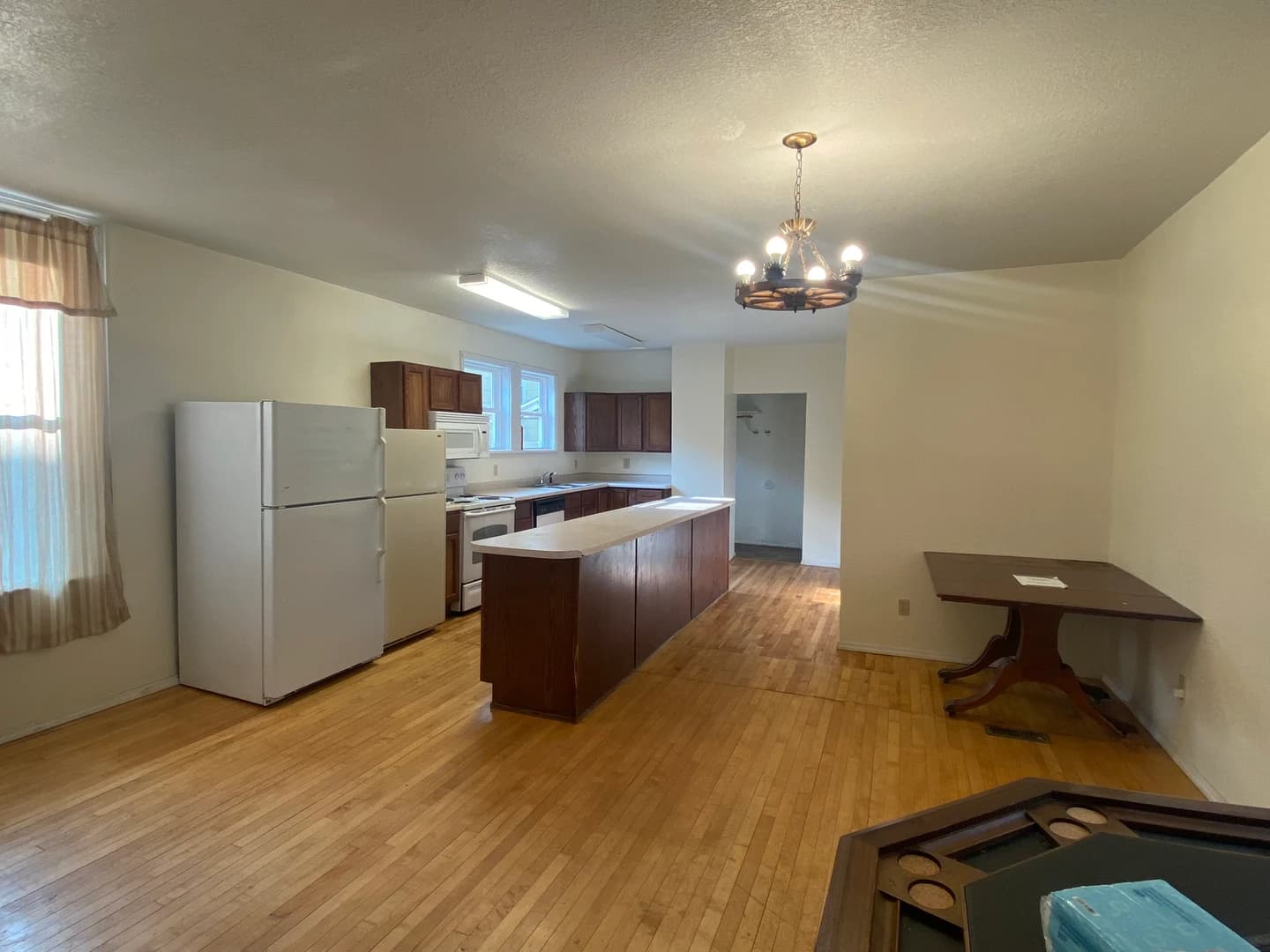 324 Hancock thumbnail 2