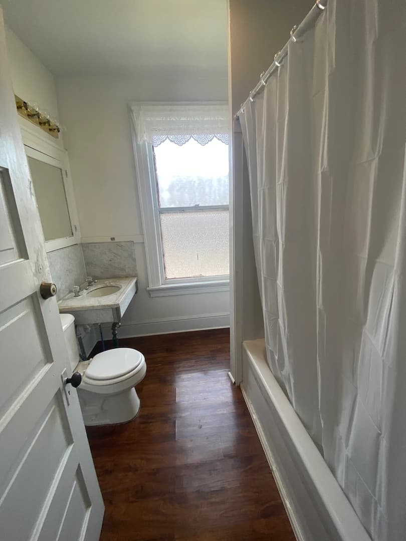 1207 Ruby thumbnail 17