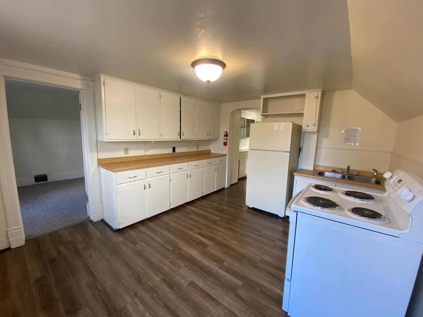 826 Pine thumbnail 2