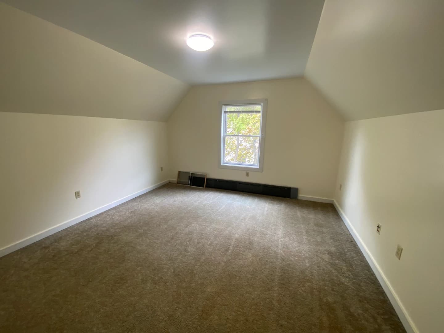 1305 Ruby thumbnail 8