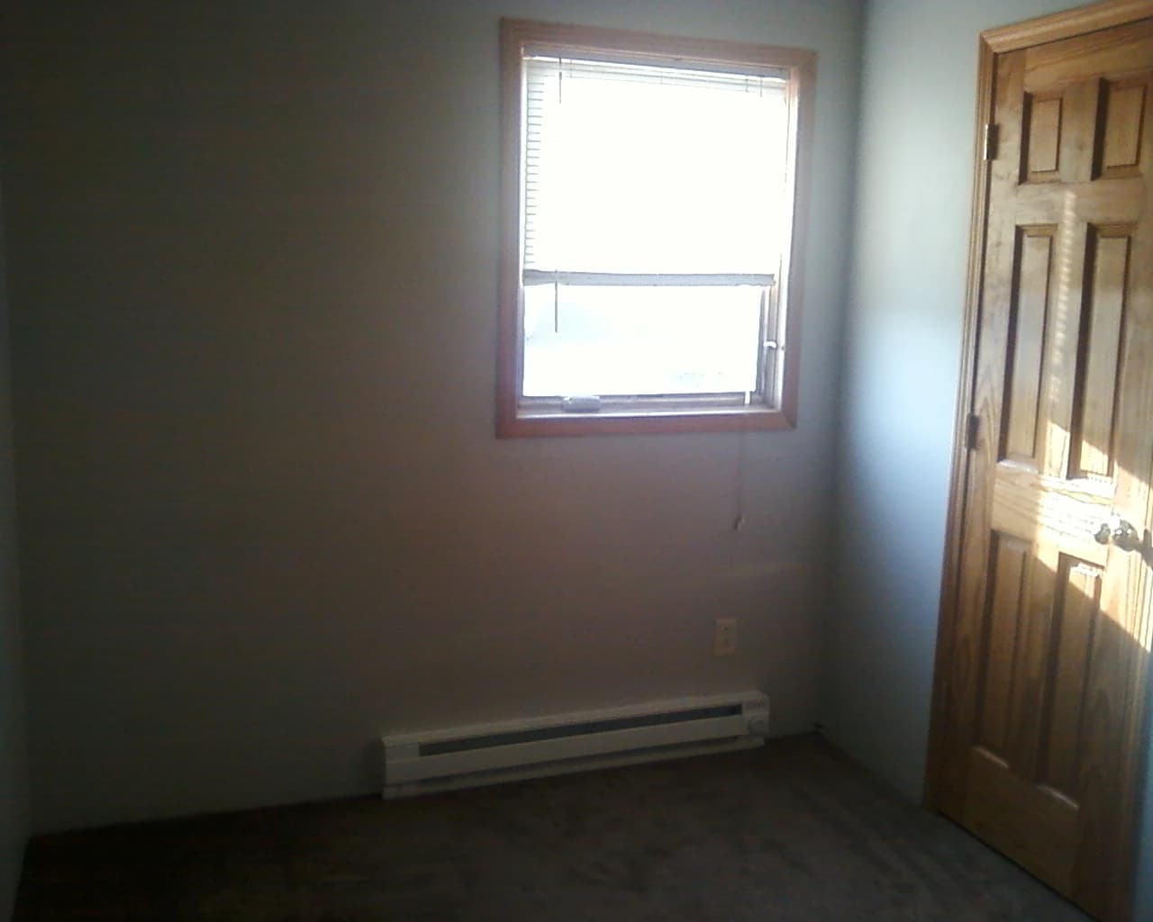 Lakeshore Apartments thumbnail 5