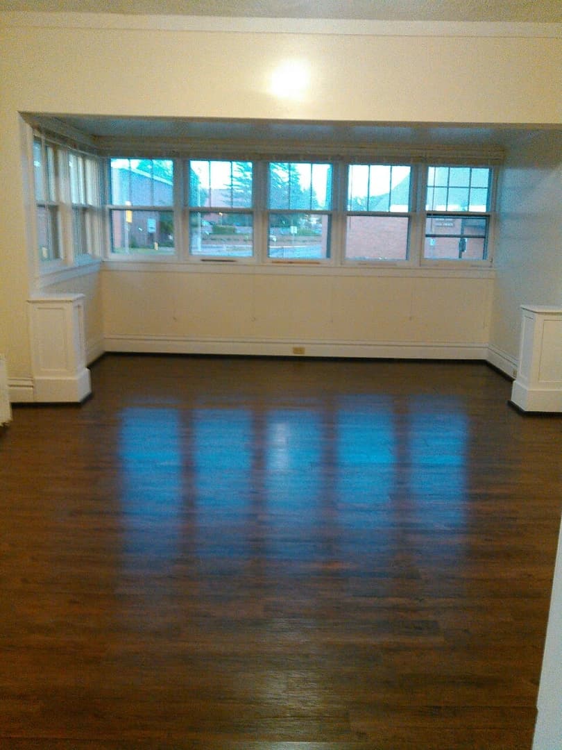 200 Vivian thumbnail 8