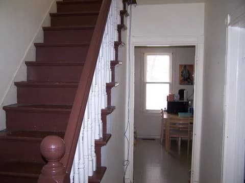 202 Vivian thumbnail 3