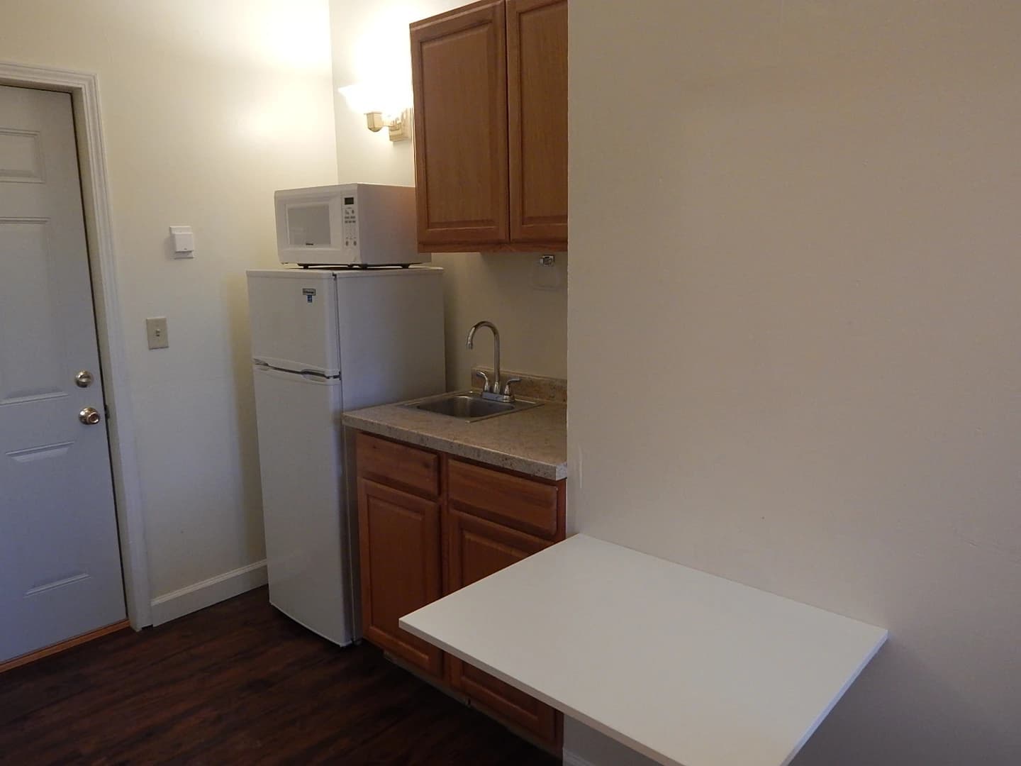 University Suites thumbnail 5