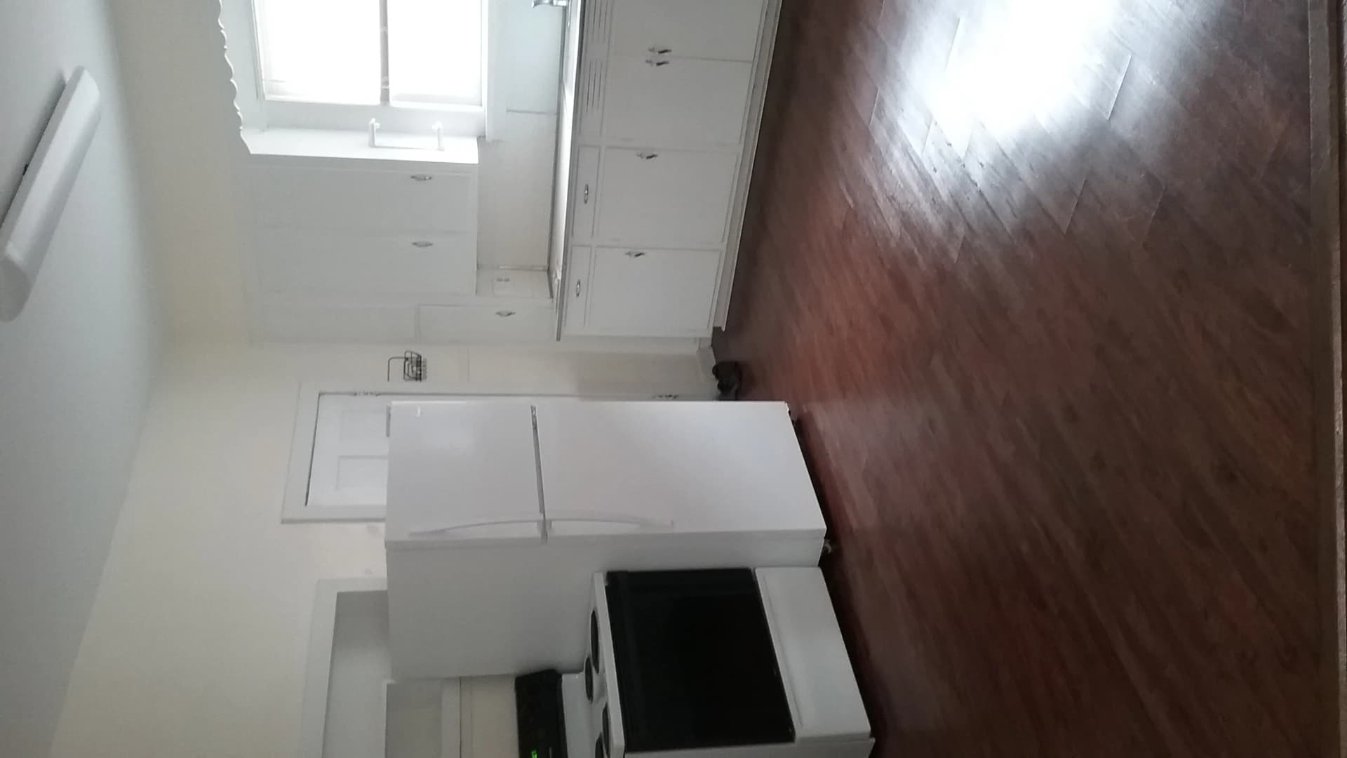 1011 Elm thumbnail 4