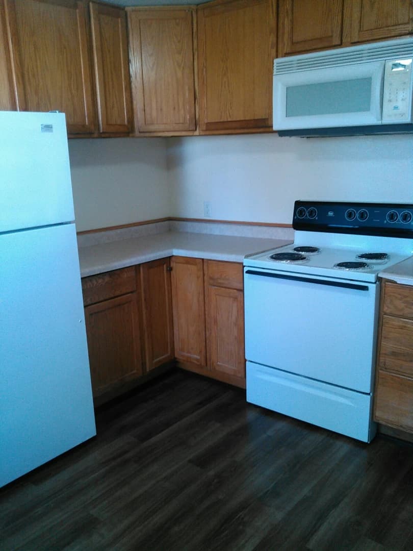 604 E. Houghton thumbnail 2